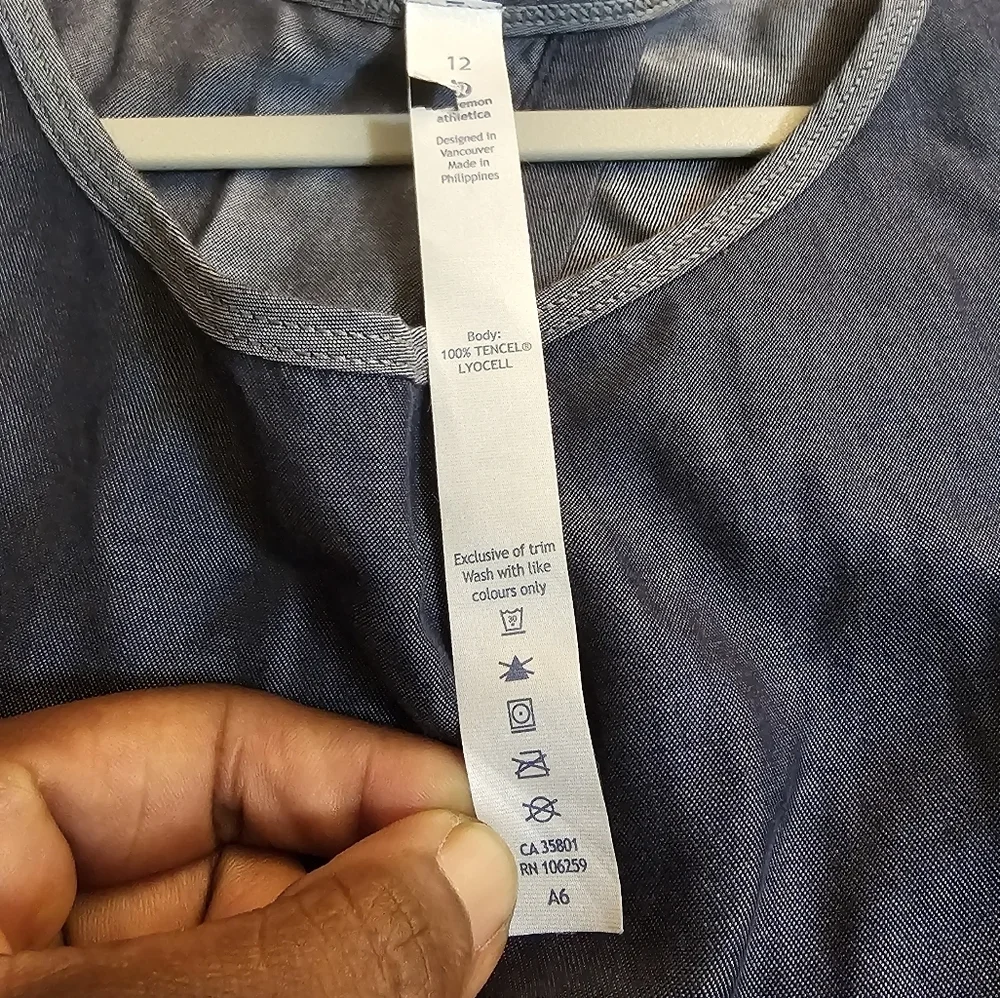 Lululemon Athletica Deep Navy All Tied Up Tencel Lyocell Open Back Yoga Top 12 - Picture 5 of 8